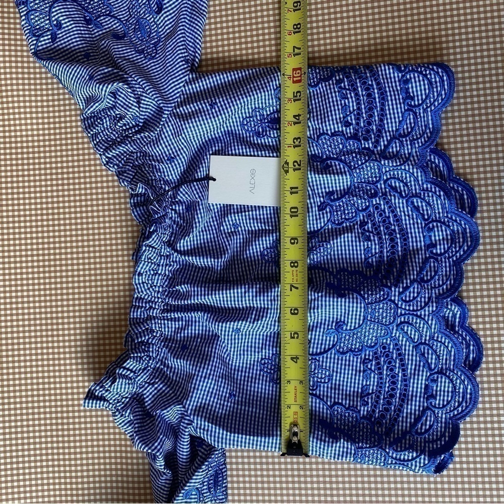 Alexis off the shoulder embroidered top. Size small. NEW - Picture 13 of 16